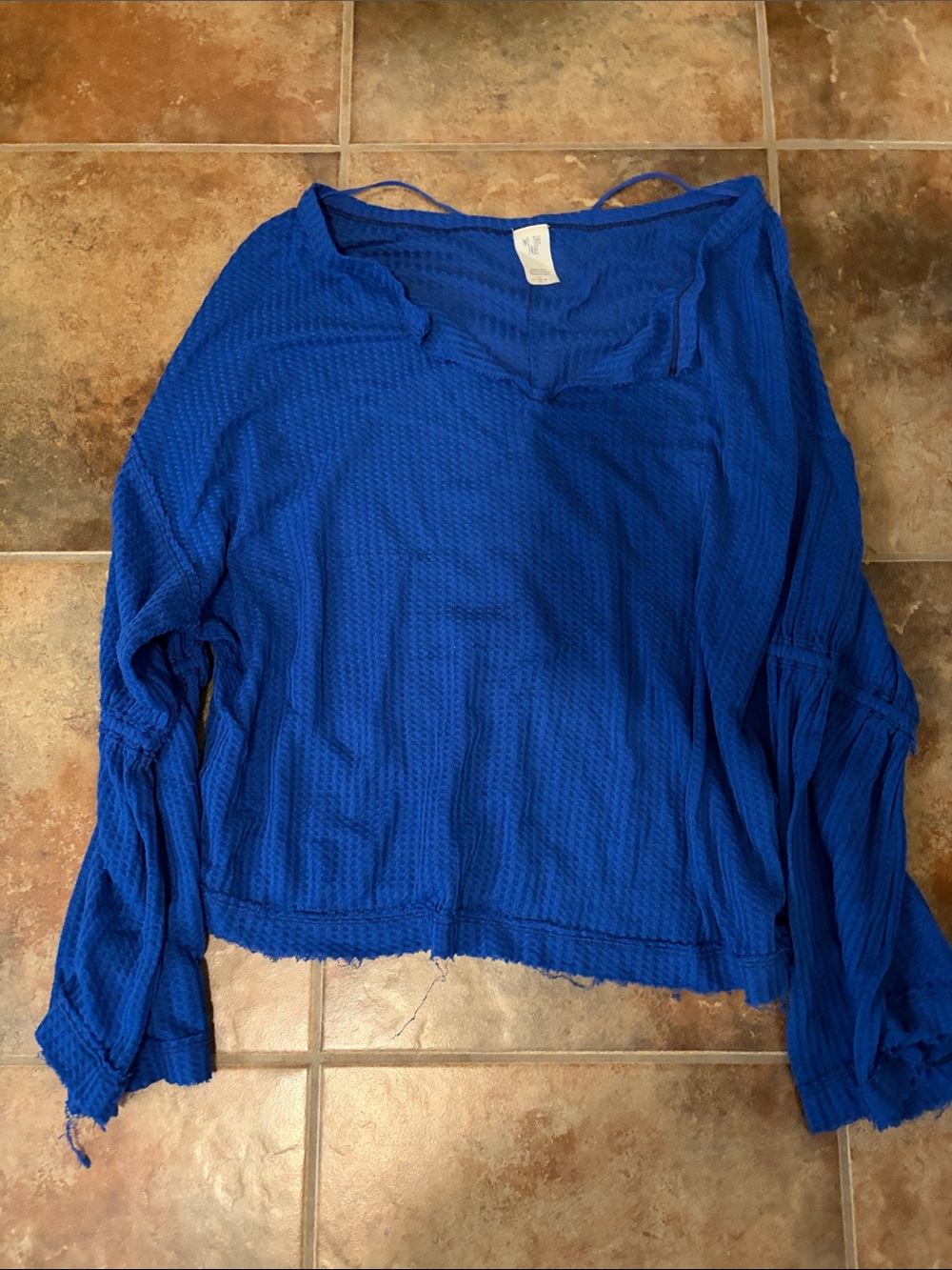 We the free size small